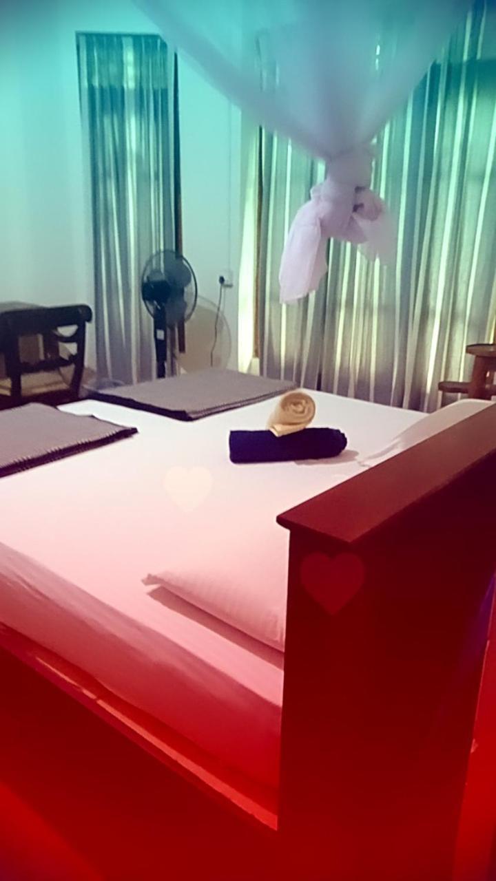 City Escape Hotel Ella Phòng bức ảnh